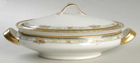 Paris Gold Oval Covered Vegetable