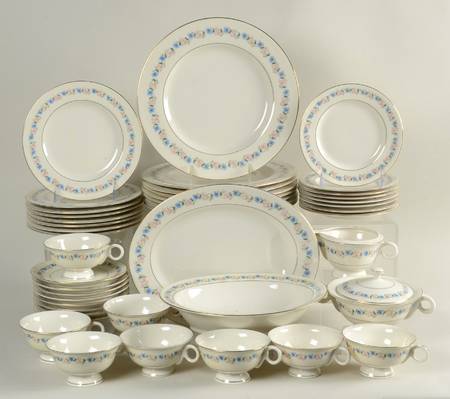 Pemberton 45 Piece Estate Set
