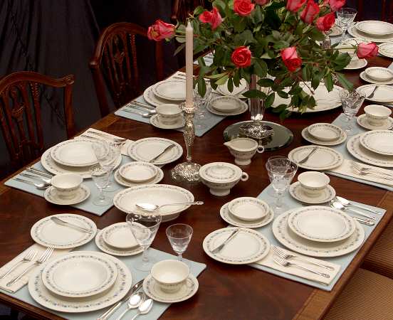 Pemberton 54 Piece Estate Set