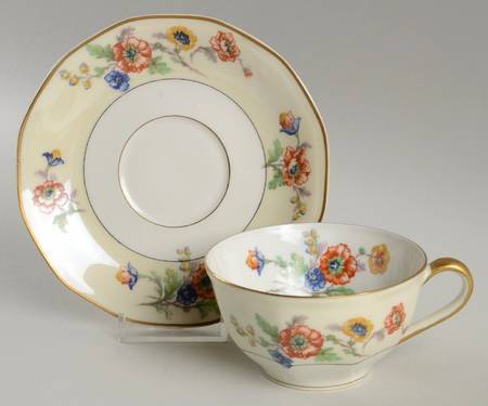 Peonies Flat Cup & Saucer Set