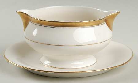 Plymouth Gravy Boat with Attached Underplate