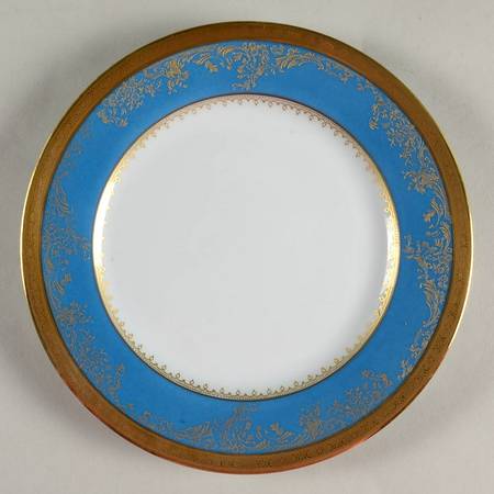 Pompadour Bleu (Powder Blue) Salad Plate