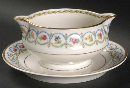 Pompadour Blue and Green (Gold Trim) Gravy Boat with Attached Underplate