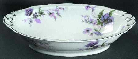 Pompadour Lavender Pink (Platinum Trim) 9" Oval Vegetable Bowl