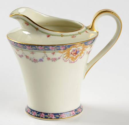 Pompadour (Yellow Scrolls) Creamer