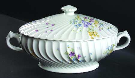 Prairie Oval Covered Vegetable