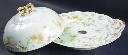The Princess Round Covered Butter with Strainer