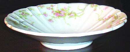 The Princess Petit Four Dish