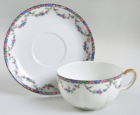 Puritan Oversized Cup & Saucer Set