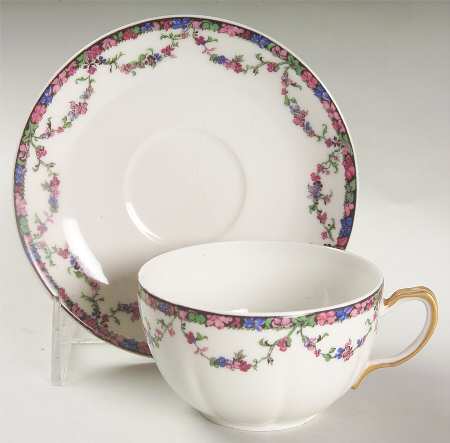 Puritan Flat Cup & Saucer Set