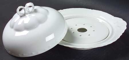 Ranson  Round Covered Butter w/Strainer by Haviland