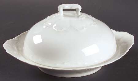 Ranson  Round Covered Butter w/Strainer