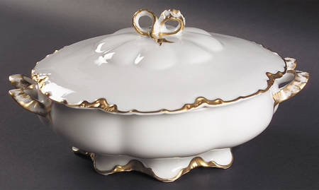 Ranson (Gold Trim) Round Covered Vegetable