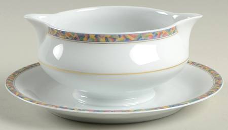 Reve De Peintre Gravy Boat with Attached Underplate