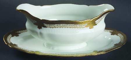 Regis Gold Gravy Boat with Attached Underplate