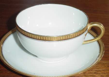 Rembrant Flat Cup & Saucer Set