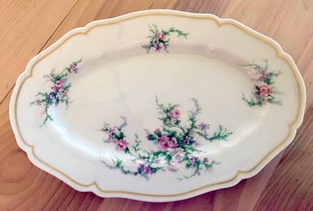 Remembrance 9" Oval Serving Platter