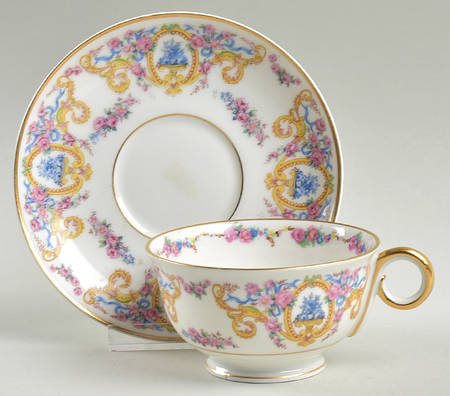 Renaissance (Urns of Flowers) Footed Cup & Saucer Set