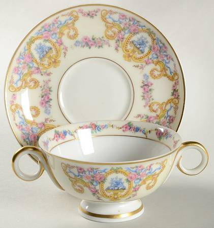 Renaissance (Urns of Flowers) Footed Bouillon Cup & Saucer