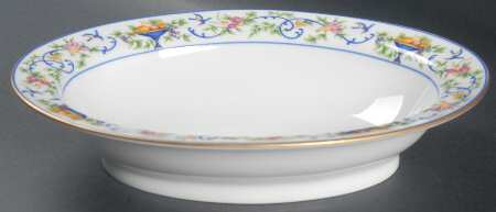 Renaissance (Urns of Fruit) 9" Oval Vegetable Bowl