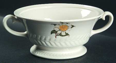 Regents Park Camellia Round Vegetable No Lid