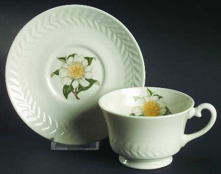 Regents Park Camellia Footed Cup & Saucer Set