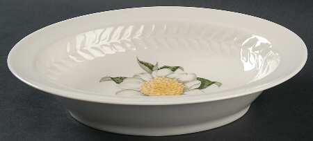 Regents Park Camellia 9" Oval Vegetable Bowl