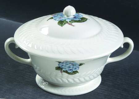 Regents Park Hydrangea Round Covered Vegetable by Haviland