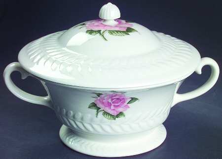 Regents Park Rose Round Covered Vegetable