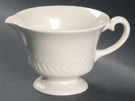 Regents Park White Creamer