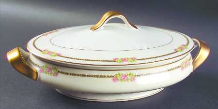 Richmond Oval Covered Vegetable