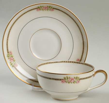 Richmond Flat Cup & Saucer Set