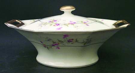 Rosamonde Round Covered Vegetable