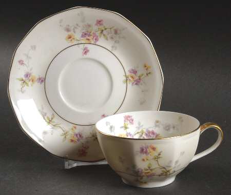 Rosamonde Flat Cup & Saucer Set