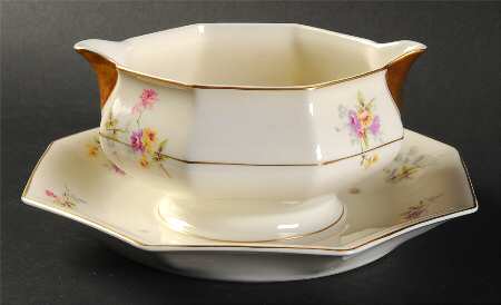 Rosamonde Gravy Boat with Attached Underplate