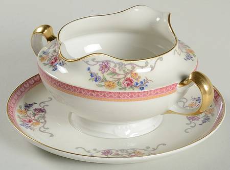 Rosemont Gravy Boat with Attached Underplate
