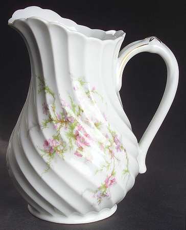 Rosalinde (France, Gold Trim) 16 Oz Pitcher