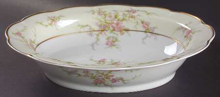 Rosalinde (France, Gold Trim) 9" Oval Vegetable Bowl