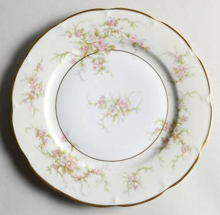 Rosalinde (France, Gold Trim) Luncheon Plate