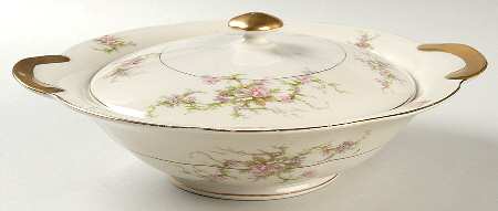 Rosalinde (New York) Round Covered Vegetable
