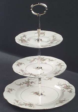 Rosalinde (New York) 13 7/8"-14 1/4" 3-Tiered Serving Tray(DP,SP,BB) HC