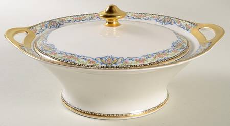 Rumania Round Covered Vegetable