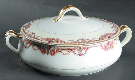 Saratoga  Round Covered Vegetable