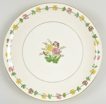 Saybrook Chop Plate (Round Platter)