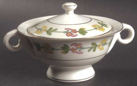 Saybrook Sugar Bowl & Lid