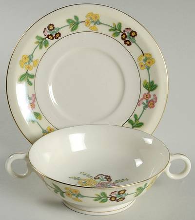 Saybrook Footed Cream Soup Bowl & Saucer Set