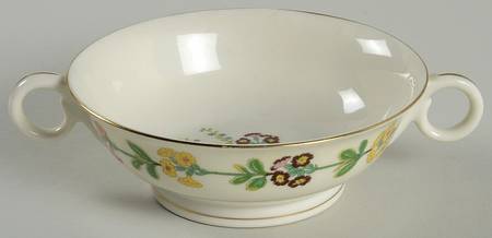 Saybrook Footed Cream Soup Bowl