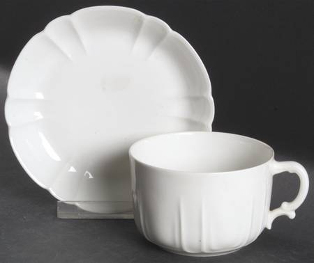 Schleiger 10 Oversized Cup & Saucer Set