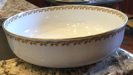 Schleiger 101A 9" Round Vegetable Bowl