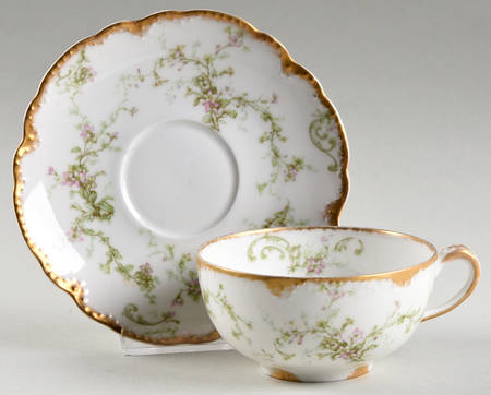 Schleiger 1024 Flat Cup & Saucer Set